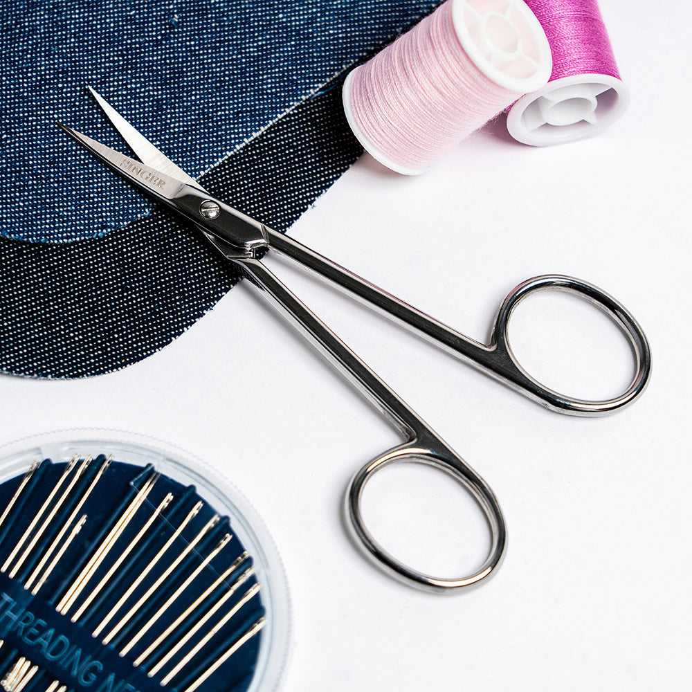 Singer Extra Curved Tip 4" Scissors image # 77165