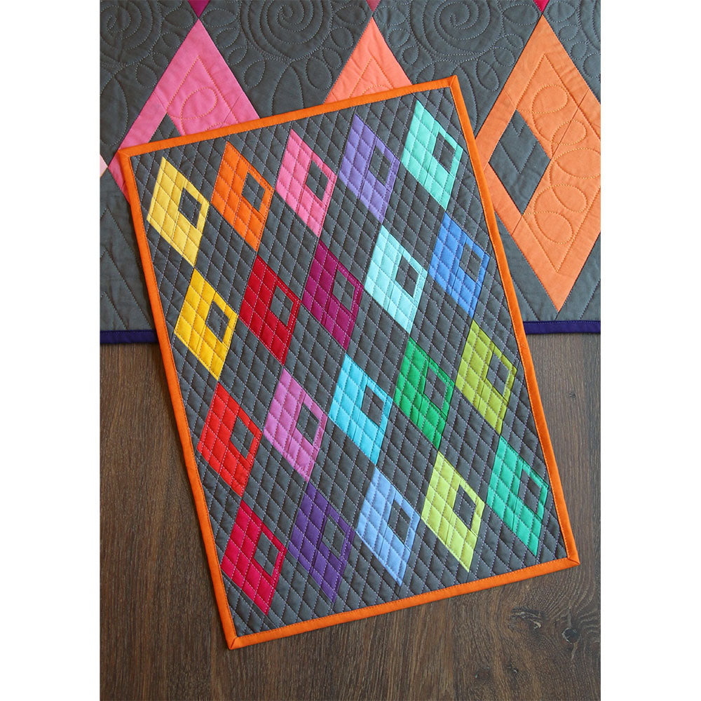 Mini Diamond Detour Mini Quilt Pattern image # 104078