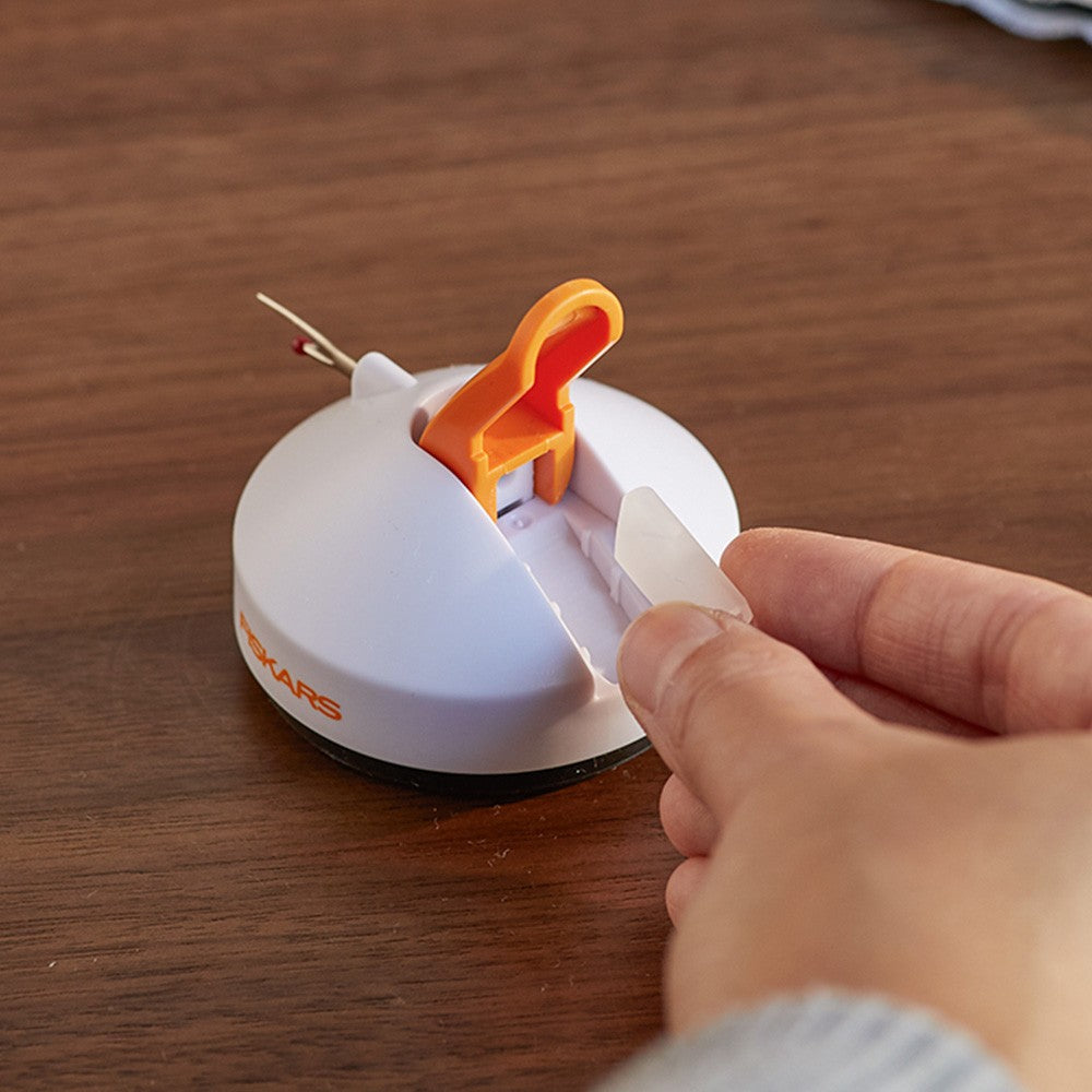 Fiskars Tabletop Seam Ripper image # 67992
