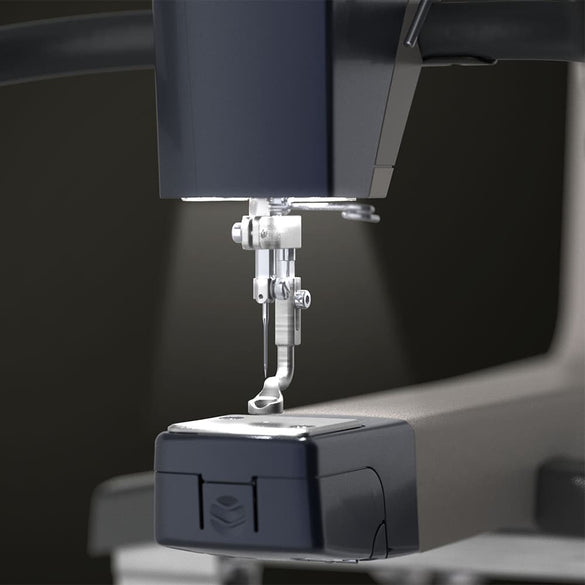 Q'nique 19X Longarm Quilting Machine, Grace Company image # 103420