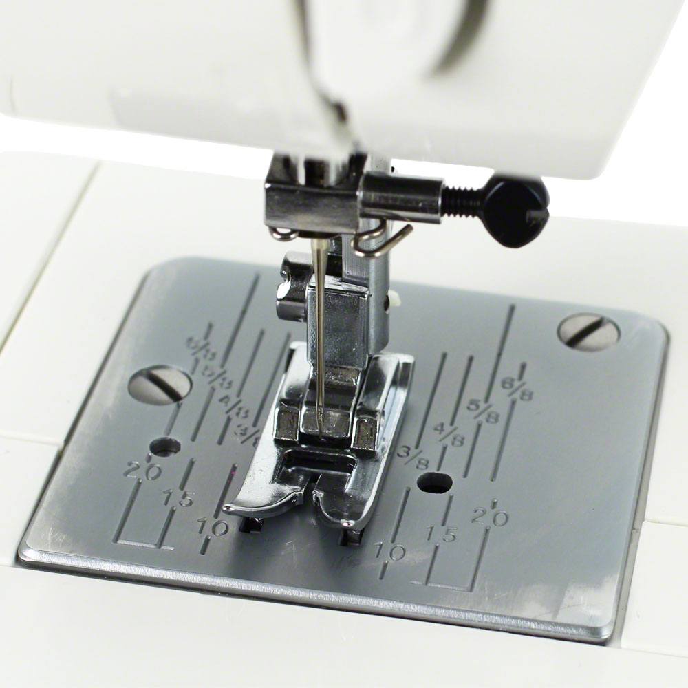 Janome 2212 Mechanical Sewing Machine image # 36180