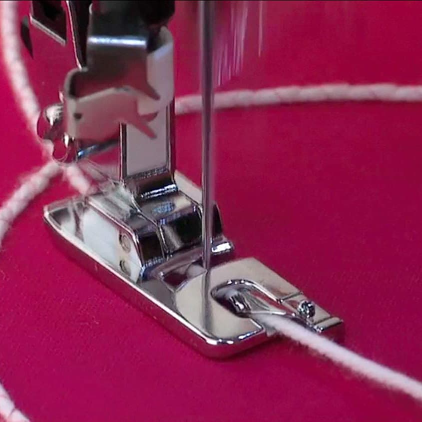 Rolled Hem Foot, Singer #2500260.01 image # 93509