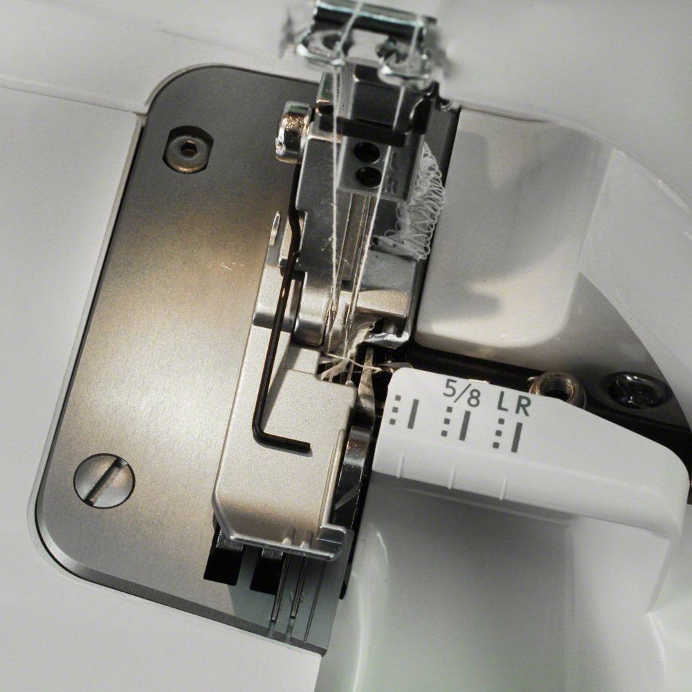Janome 8002D Serger with FREE Bundle