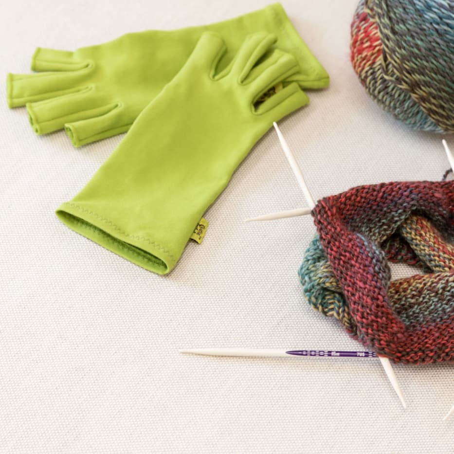 Crafter's Creative Comfort Gloves image # 90479