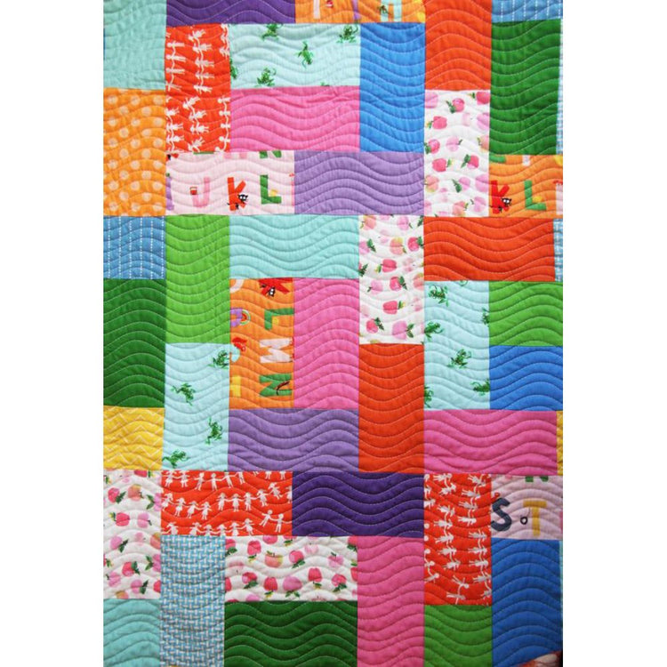 Fat Quarter Friday Quilt Pattern image # 78297