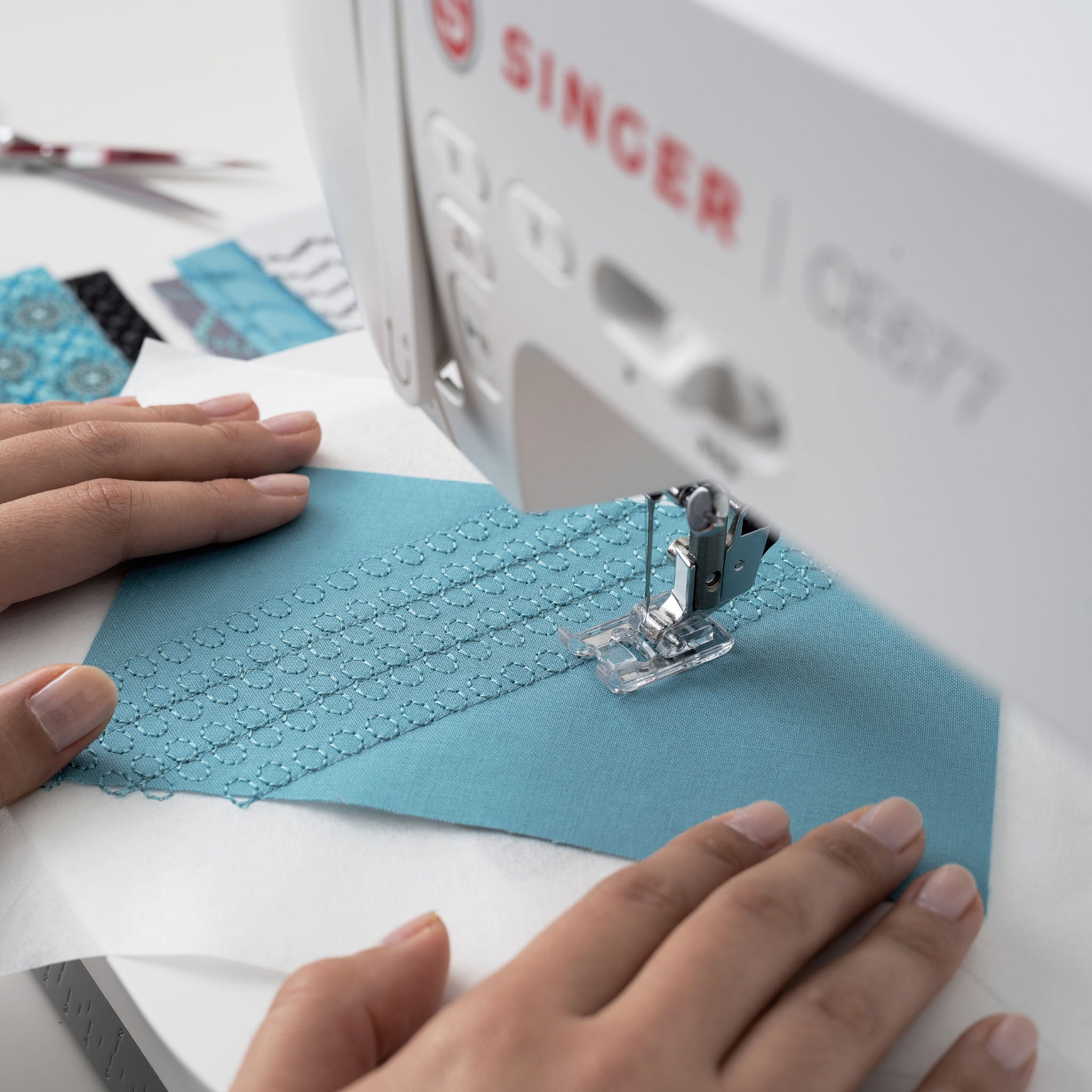 Singer CE677 Elite Computerized Sewing Machine