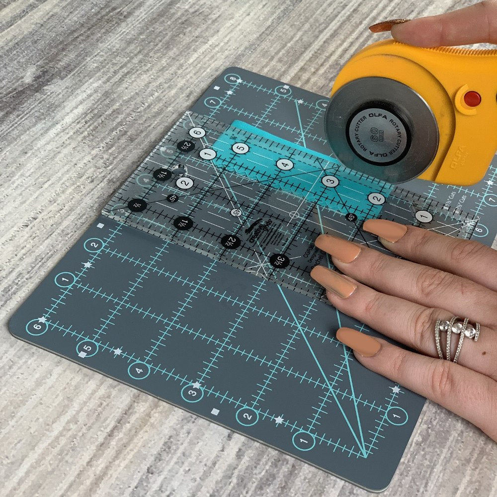Cutting Mat Rack Creative Grids Cutting Mat