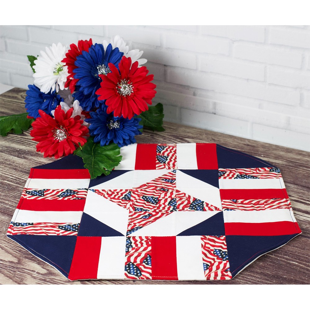 Cut Loose Press, Patriotic Table Topper Pattern image # 96279