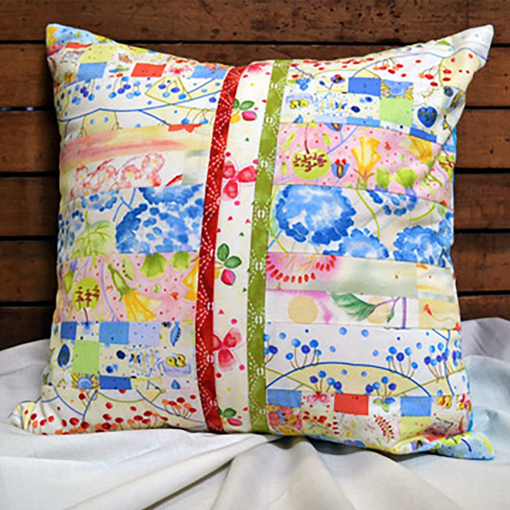 Cut Loose Press, Beginner Rotary Cutter Pillow Pattern image # 98648