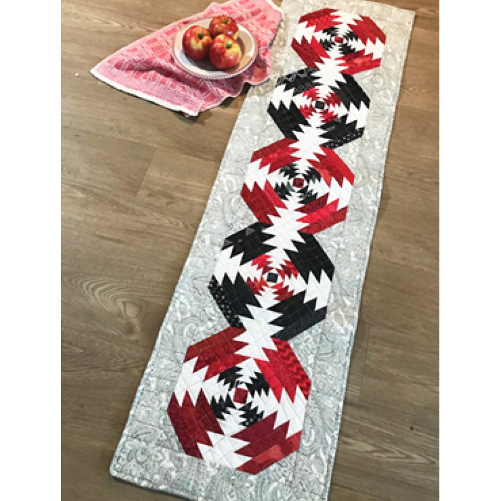 Cut Loose Press, Pineapple Popout Table Runner Pattern image # 98553