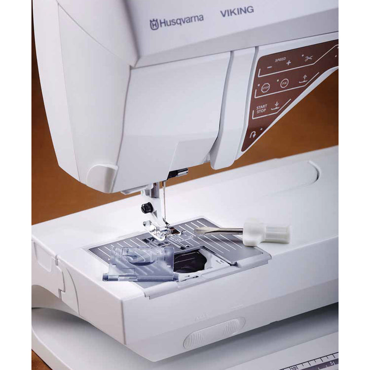 Husqvarna Viking Designer Topaz 50 Sewing Embroidery Machine