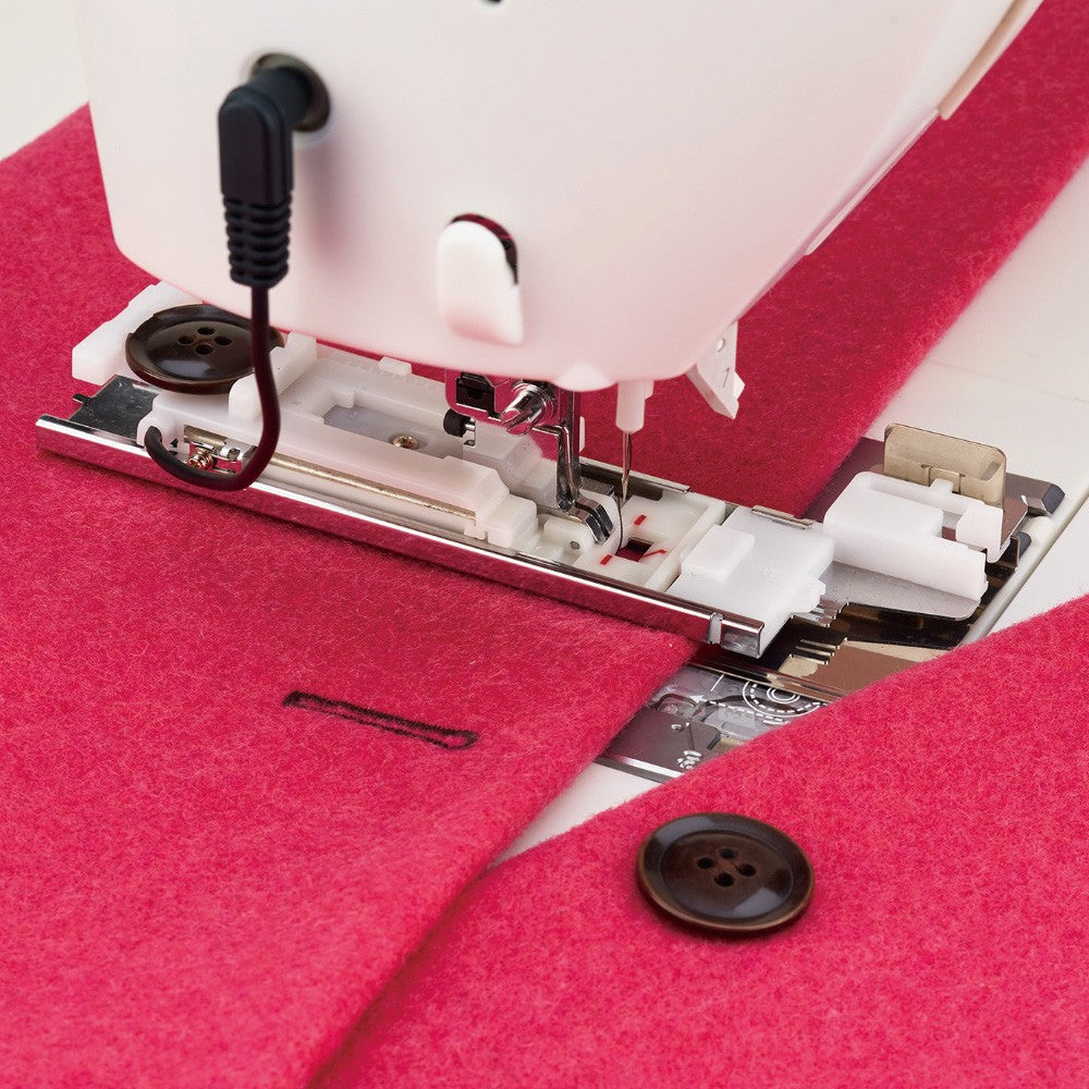 Juki Sayaka DX-3000QVP Computerized Sewing and Quilting Machine image # 98710