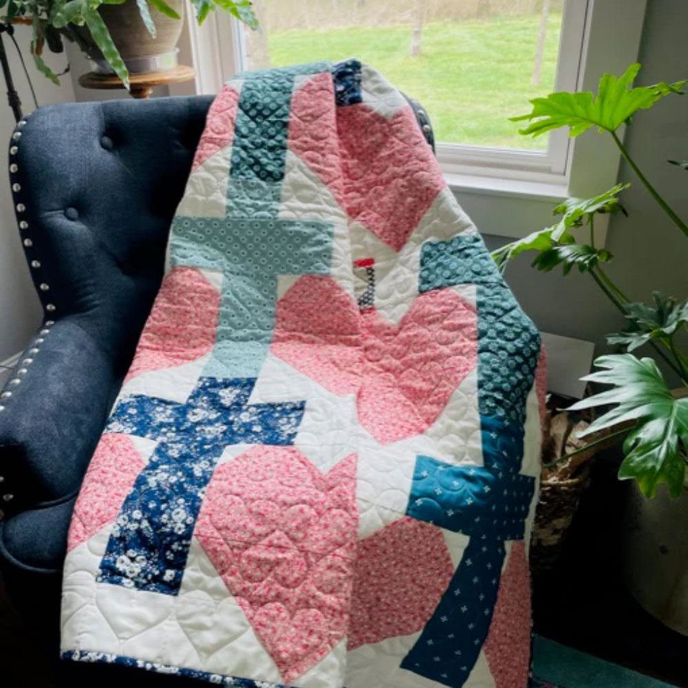 Yes He Loves Me Quilt Pattern image # 123625