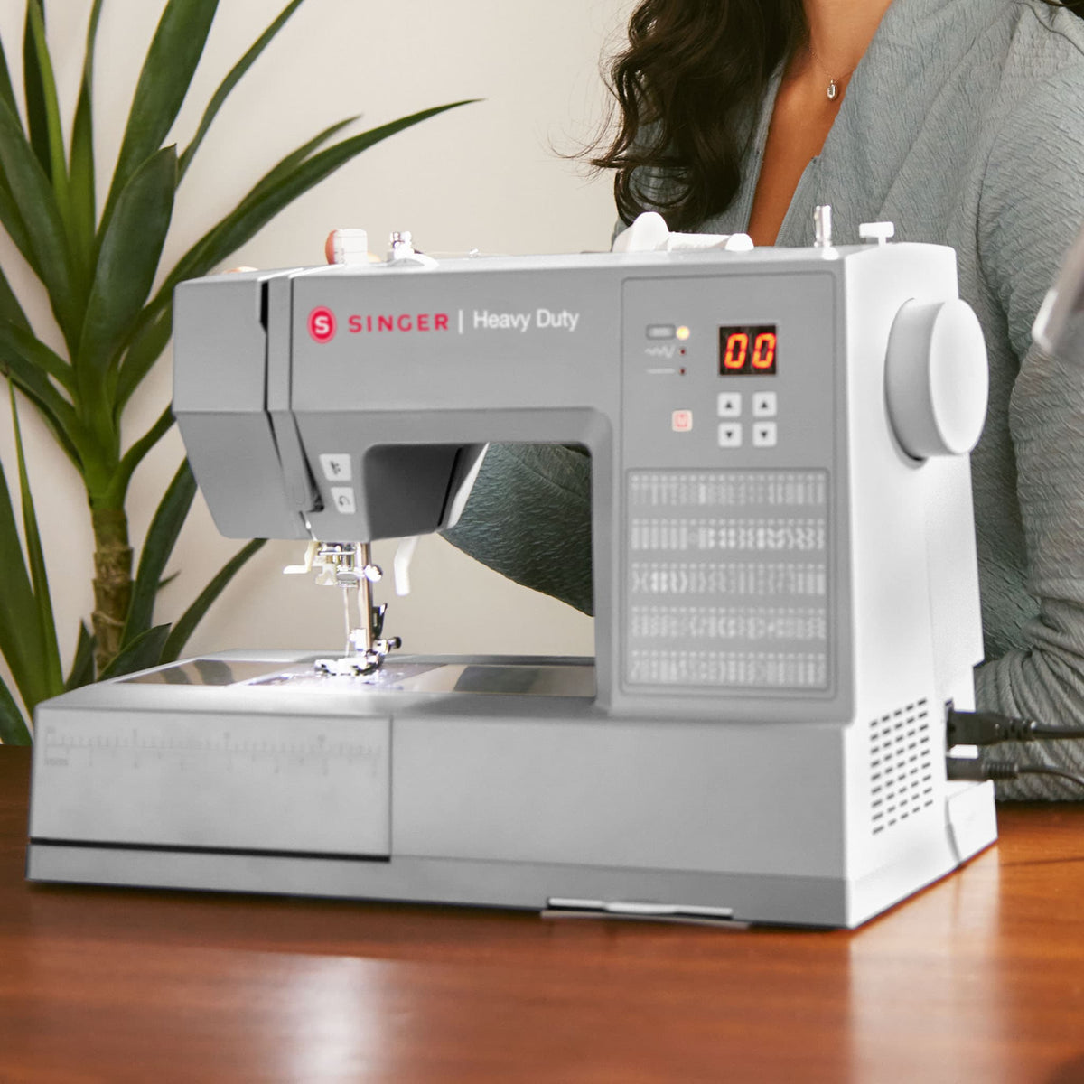 Singer 630 Singer Heavy Duty 6600C Sewing Machine