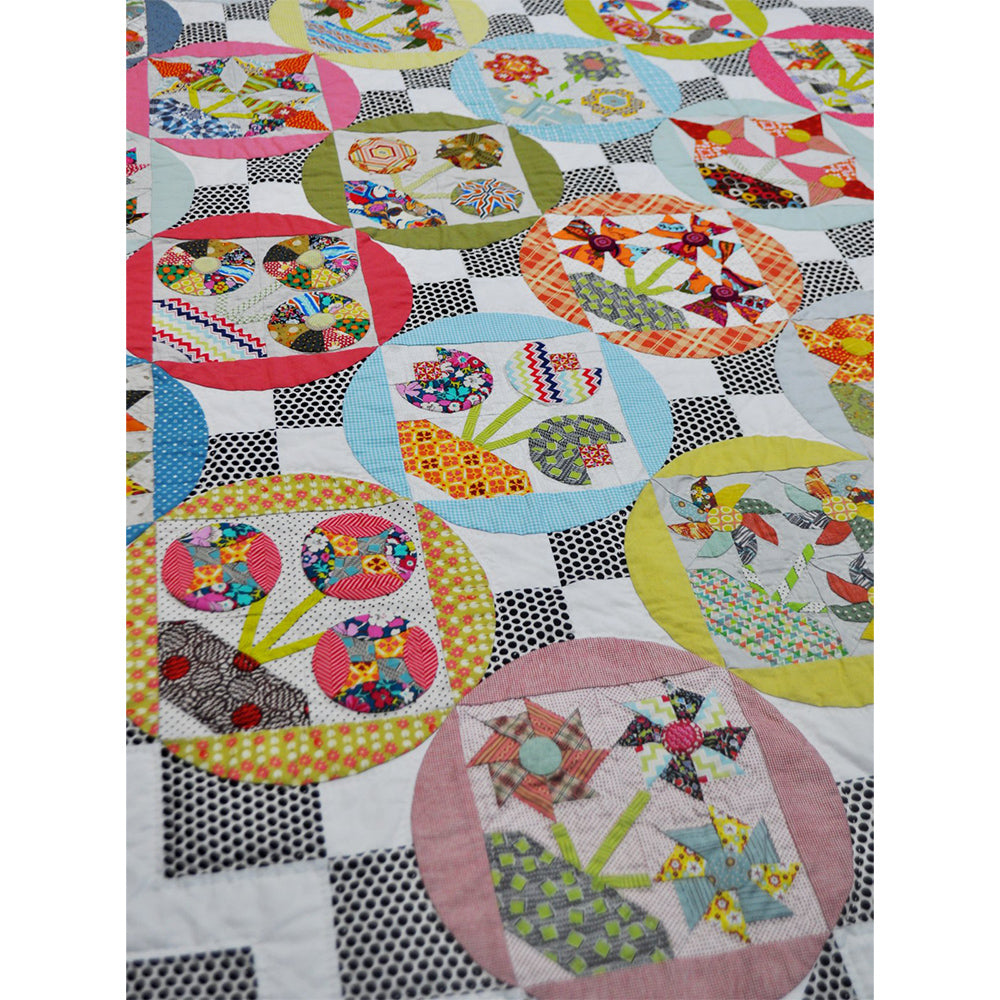 Jen Kingwell, Bring Me Flowers Quilt Pattern Booklet image # 62759