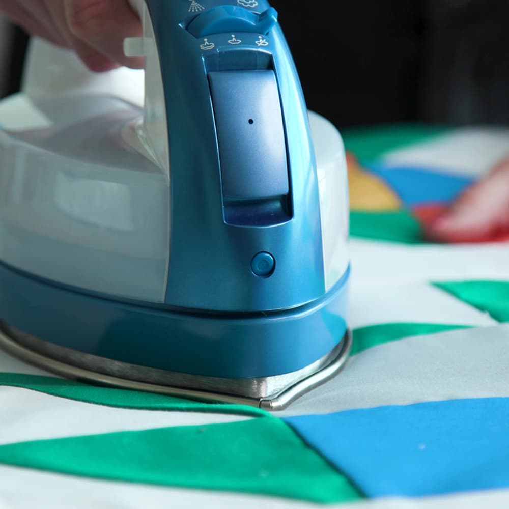 Panasonic QL1000 Cordless 360 Freestyle Dry and Steam Iron image # 99120