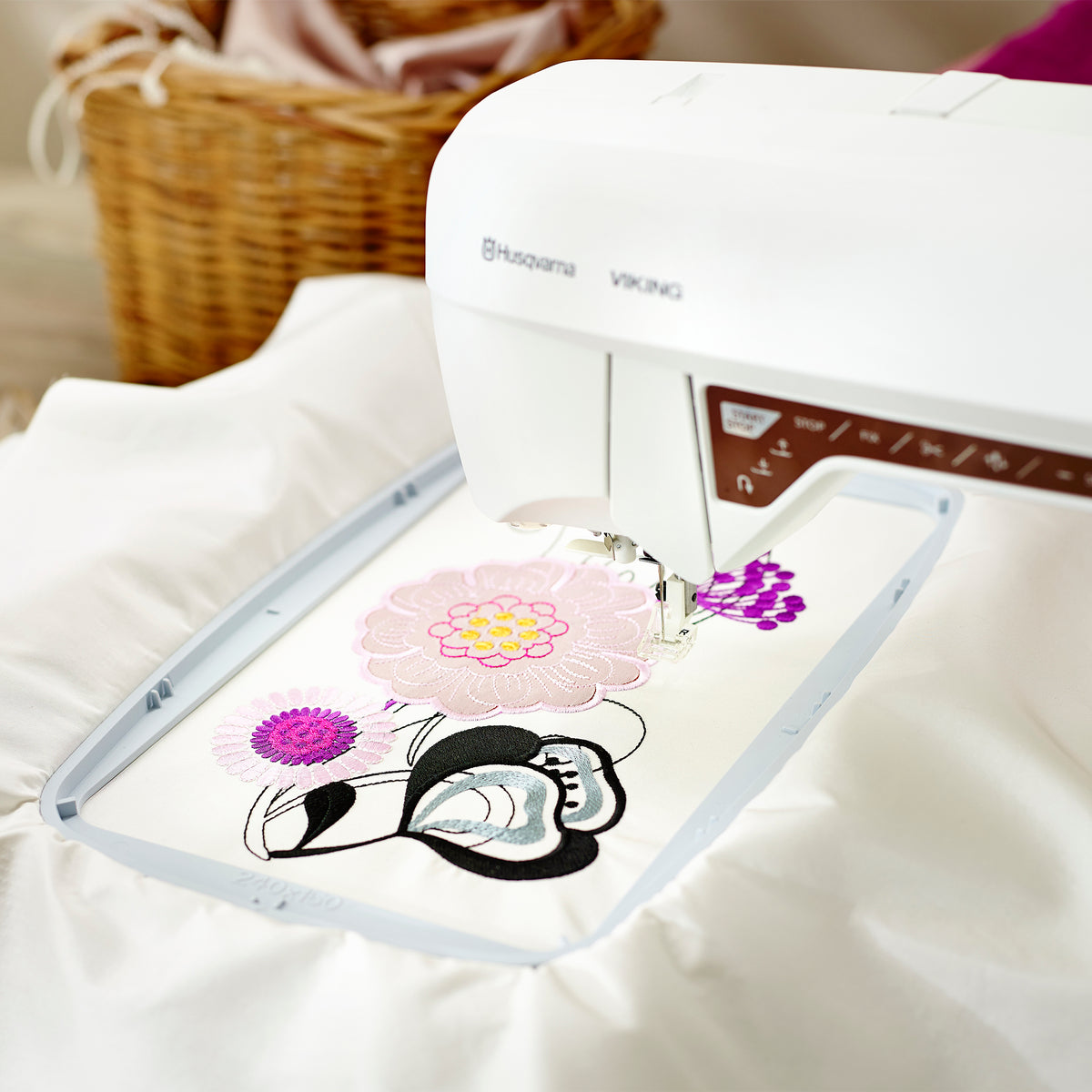 Husqvarna Viking Designer Topaz 40 Sewing & Embroidery Machine