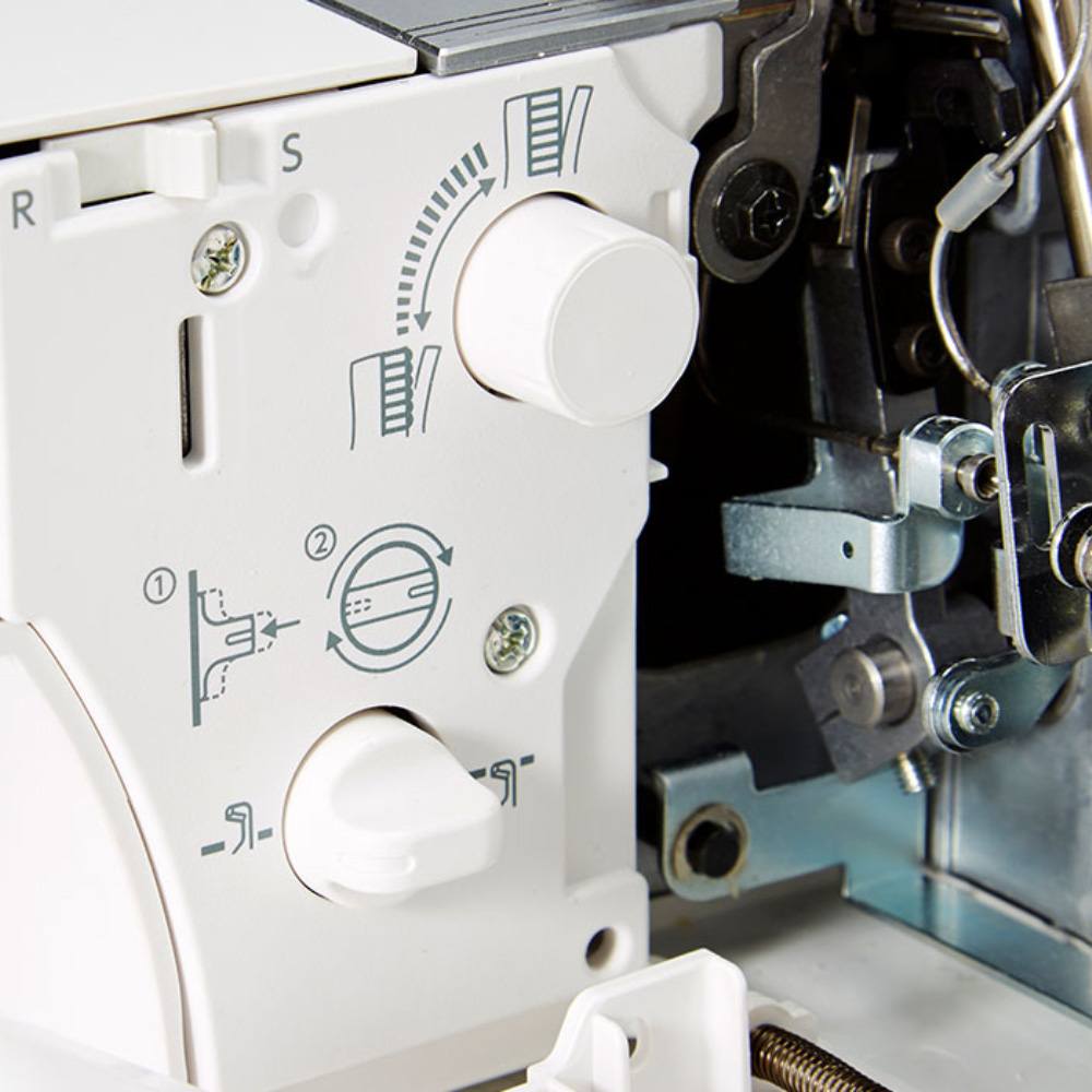 Elna eXtend 864 Air Serger image # 99166
