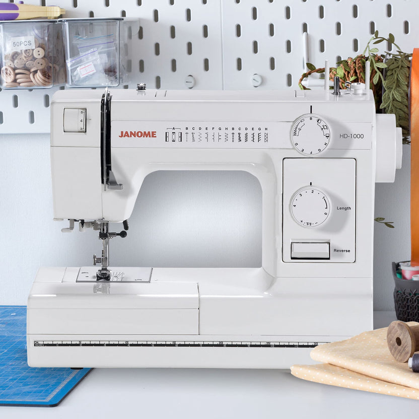 Janome HD1000 Heavy Duty Sewing Machine (14 Stitches) with FREE Bundle